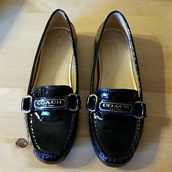 coach faye loafer